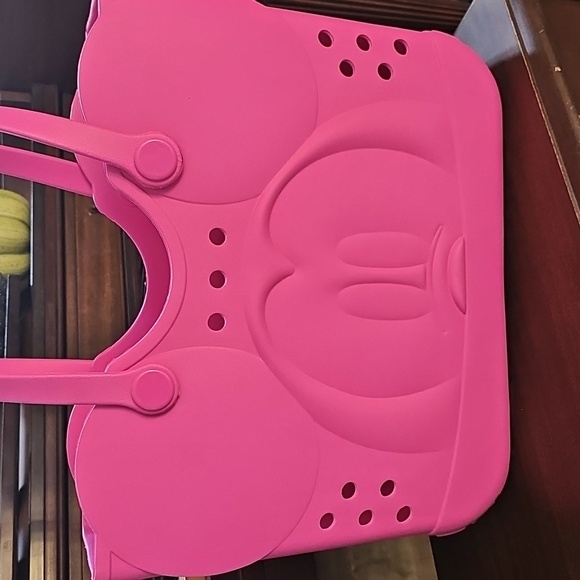 NWT Bioworld Tote Disney Mickey Mouse Face 16.5" Pink Water-Resistant Rubber Bag - Picture 4 of 10